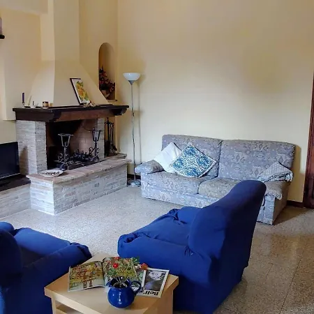 Apartment Belvilla By Oyo Casale Dei Girasoli