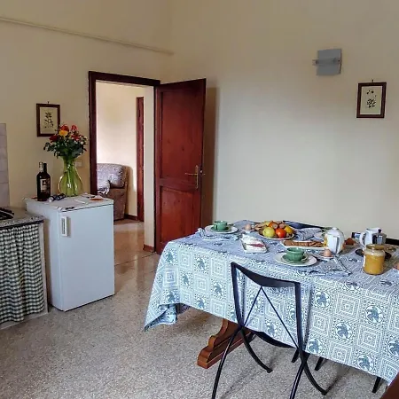 Belvilla By Oyo Casale Dei Girasoli Apartment *
